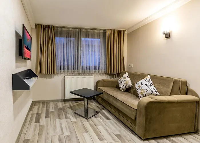 The Beyoglu Platine *