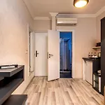 The Beyoglu Platine Provincia di Istanbul