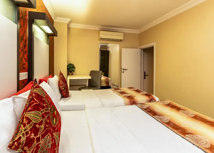 The Beyoglu Platine *